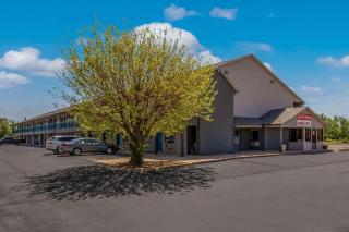 Econo Lodge Inn & Suites - Enid - 5