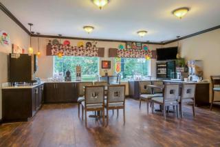 Super 8 By Wyndham Mansfield La - Mansfield - 9