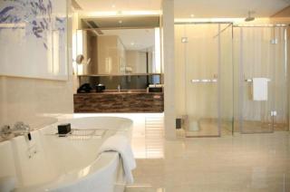 LONGYAN JINGHUA FLIPORT HOTEL - 1
