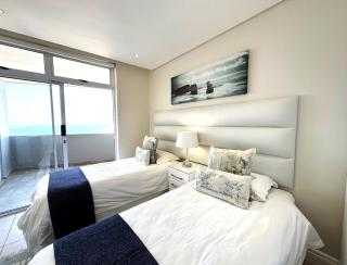 Sea La Vie Umhlanga - Direct Beach Access by WhereToGo - Durban - 3