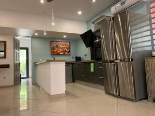 Villa Zélie, avec piscine et proche du lagon - 9