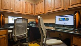 Best Western Plus KC Speedway Inn & Suites - Kansas City - 3