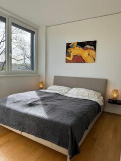 Reside in the Golden Wave - Graz - 2