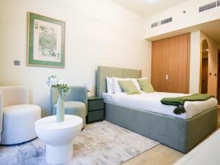 EasyGo- Stylish STU Azizi Riviera 44-06 - Dubai - 7