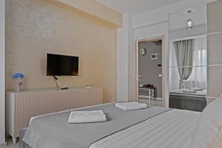 My home is your home - Apărătorii Patriei - 5