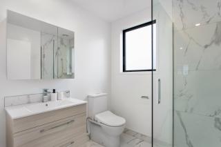 Prime Location Cosy Warm Free Off Street Park - Addington - 8