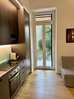 LR Deluxe Apartments - Porta Venezia - Bilocale con Giardino Privato - Milan - 3