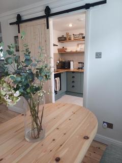 Fox Cottage Thorner - - 1