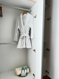 Affordable One Bedroom at One Uptown, BGC Manila - Manila - 9
