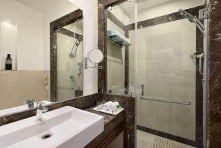 Ramada by Wyndham Jalandhar City Center - Jalandhar - 1