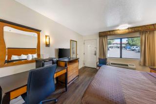 Rodeway Inn at Nevada State Capitol - Carson City - 2