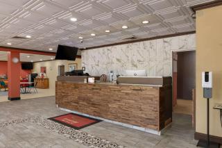Econo Lodge - High Point - 2