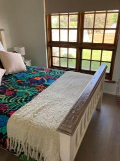 Captains Cottage - Pet Friendly Breakfast Included - Goolwa - 2