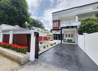 Boxsoon Nimman 2 # 4beds 3baths - Chiang Mai - 0