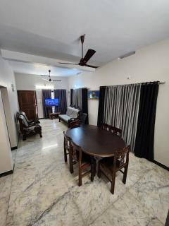 Budget Home - Cochin - 9