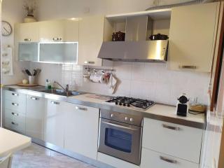 Casa Mike - Trilocale con box auto - San Giuliano Milanese - 3