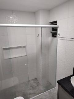 Amplo apartamento na quadra mar - 7