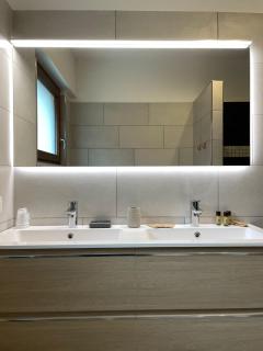 Rustic Apartment -100mt from BerninaExpress - 1