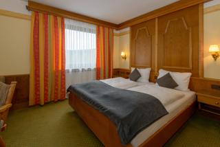 Hotel Kurpark - 0
