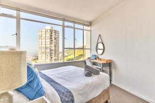 Table Mountain Retreat, Hike, Sea and City Views - Cape Town - 5