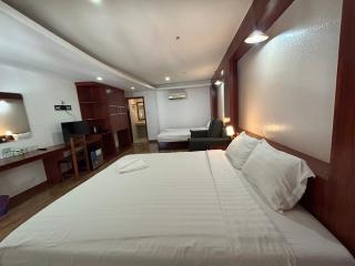 Vang Vieng Sky Mountain View Hotel - Vang Vieng - 1