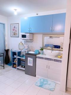 Blue Diamond Staycation beside Enchanted Kingdom - Santa Rosa - 5
