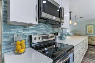 Laughing Pelican Pool Home - 2