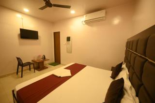 Royal Velvet Hotel & Banquet - Gorakhpur - 5