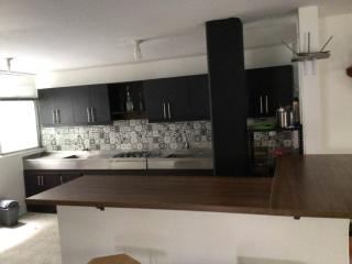 Cozy room in Laureles private bathroom #201-1 - 1