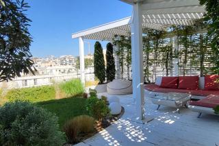 Spacious top flat with panoramic rooftop - Atene - 0