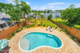 Dancin on the Waves On Lagoon Boat dock, Pool, Firepit - Panama City Beach - 0