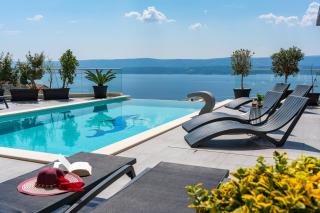 Luxury Villa POCRNJA -heated pool, sauna, jacuzzi, pool table - 3
