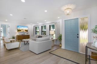 Spacious Pool Home Near Beach with backyard oasis - 5