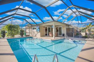 Boutique Bliss at Vanderbilt Beach Outdoor Gazebo - Naples - 0