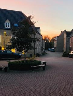 Modern Town House in Cotswolds - 3 double bedrooms - Witney - 9