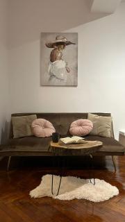 Cozy Wood Themed Studio Sky Bar Free Minibar - Bucarest - 7