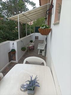 ART ATELIER GERI with a terrace, free parking & wi-fi - Blagoevgrad - 9