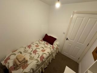 The Bliss Apartment, Self Check-in and FREE Allocated Parking - Southampton - 3