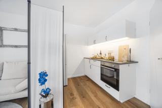 Excellence Deluxe Suite mit Balkon & Stadtblick - zentral an der Messe Essen - 8