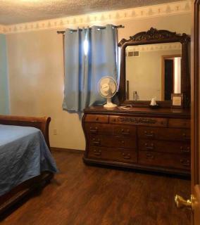 Harmony Hills 3 bedroom farm house - Bloomington - 2