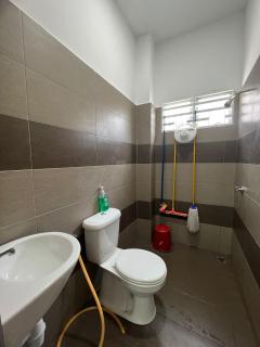 TheBreeze Paddy Home Semi-D setingkat 3 bilik airconds berhadapan Hospital Sultanah Bahiyah - parking luas - 3