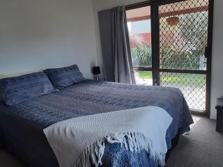 Pohutukawa Cottage - 4