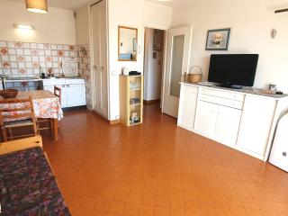 Appartement 2 pièces avec parking et wifi, centre-ville Sainte-Maxime - FR-1-780-69 - Sainte-Maxime - 3