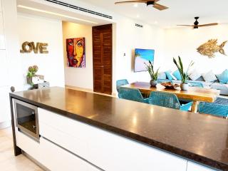 Ground Floor Paradise with Marina View and Pool Paddleboard Included - Puerto Aventuras - 4