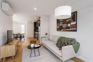 Quirky New Stylish Free Park - 3