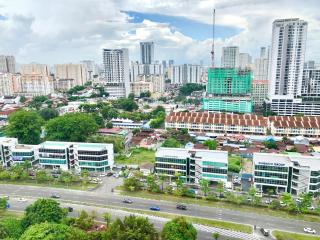 Urban Suite Condominium By Blue Sky Holidays - Jelutong - 9