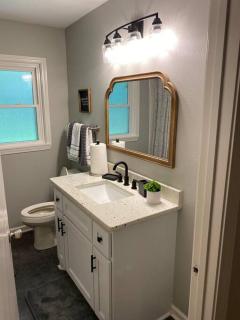 2-Bedroom Near Hospital and Casino - Pine Bluff - 4