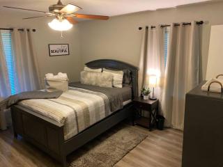 2-Bedroom Near Hospital and Casino - Pine Bluff - 3