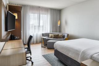 Courtyard by Marriott St. Petersburg Clearwater/Madeira Beach - St Pete Beach - 1