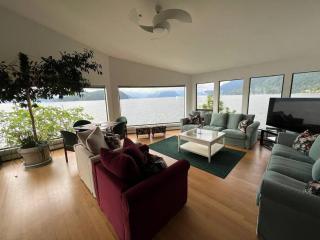 Dream House -Water Lily - Horseshoe Bay - 3